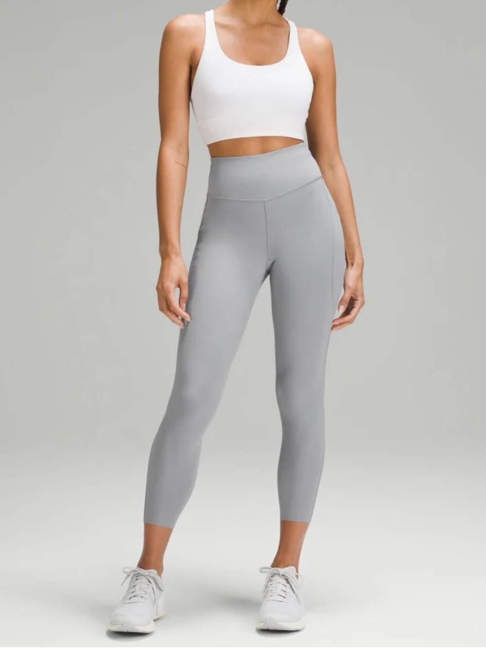 Lululemon fast and free 25” pockets in rhino grey, size 6. Excellent condition